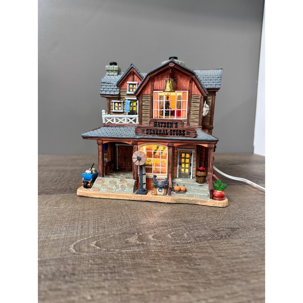 Lemax Harvest Crossing Hayden's General Store Lighted Building 35506 Village